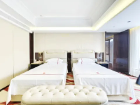 Baiyun International Hotel Hotels near Nanlou Mountain