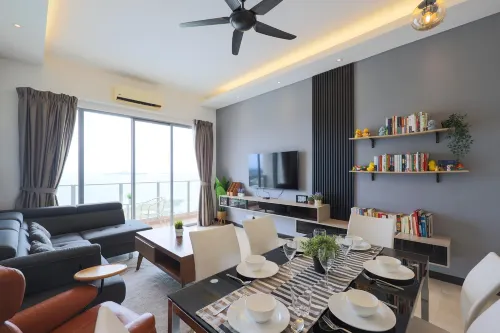 Silverscape Residence Deluxe by I Housing - Pemandangan Pantai