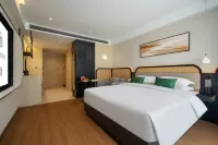 Yinmo Resort Hotel (Huangshan Yixian Hongcun Scenic Area Branch)