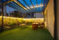 Linye Wangxian | 360° Panoramic View Resort Courtyard-Style Hotel (Wang Xian Gu Scenic Area) - 2-Star