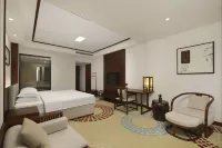 Dongfang Xinlu Yishengyuan Hotel