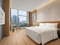 Four Points by Sheraton Chongqing Jiulongpo Hotels near Jiu Longpo