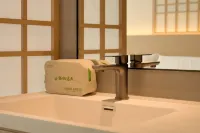 Cat's Faraway Hotel (Datong Dongxin Square T98 Brilliant Golden Street)