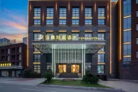 Donghenghotel Hotels in China Wood Carving City