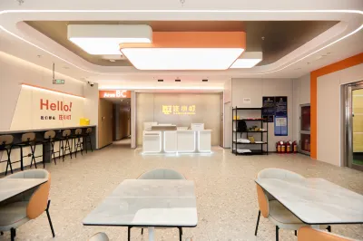Zhuxiaoding Hotel (Beijing Century Jinyuan Shopping Center Landianchang Subway Station) โรงแรมในพื้นที่ศูนย์แสดงสินค้าซีจื๋อเหมินและปักกิ่ง