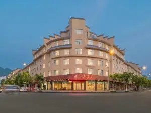 LiBoSanli Hotel