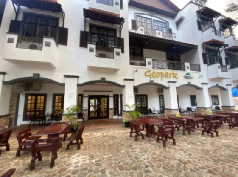 Capital O 91179 Geopark Oriental Village Boutique Hotel Hotels in Langkawi