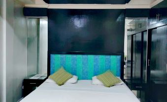 Fields Palace Hotel
