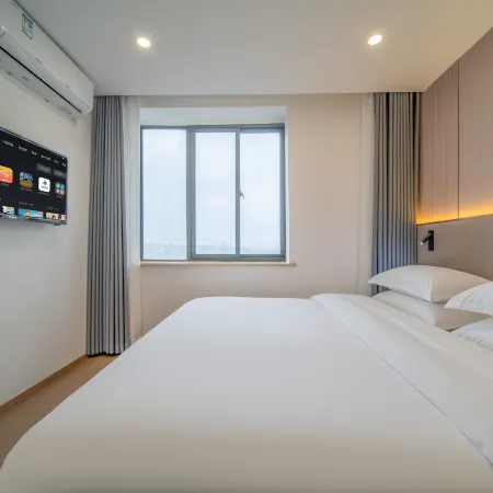 Cloud Hotel