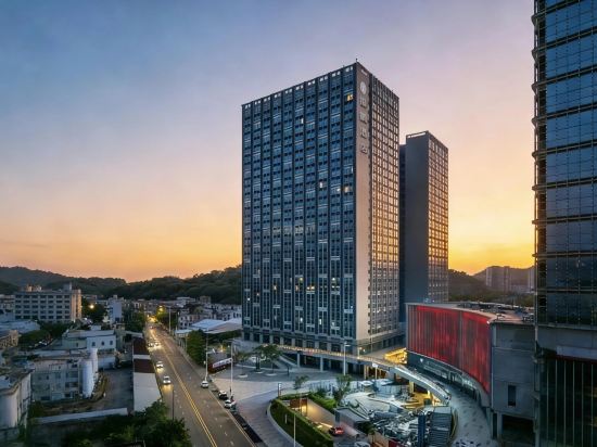 Four Seasons Joy Apartment (Shunde Yue Ran Square Store)