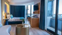 UMET Seaview Hotel with Free Roundtrip Airport Pick up and Drop Off - breakfast