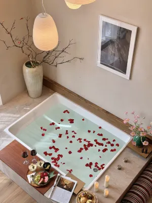 Xishe Qinghuan Sky Private Hot Spring & Terrace Garden Hotel