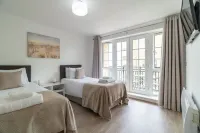 Riverside House - balcony