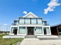 Ergun Heishantou Yunqi Xiaozhu Prairie Vacation Villa