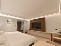 Mehood Lestie Hotel (Mangya City) - balcony