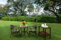 Jetwing Hoffmann Bungalow - breakfast