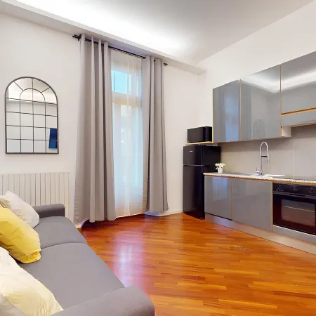 Rent Apartment - Luxury Apartment in Porta Venezia
