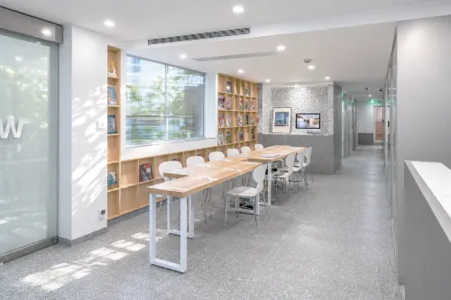Microflow (Shanghai Xintiandi Branch) - Hostales