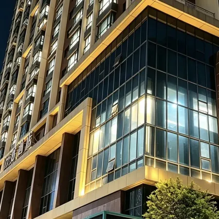 Wanhao Hotel (Xining Railway Station Xinqian Night Market Branch)