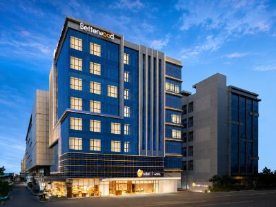 Model J Hotel Jakarta Soekarno - Hatta Airport