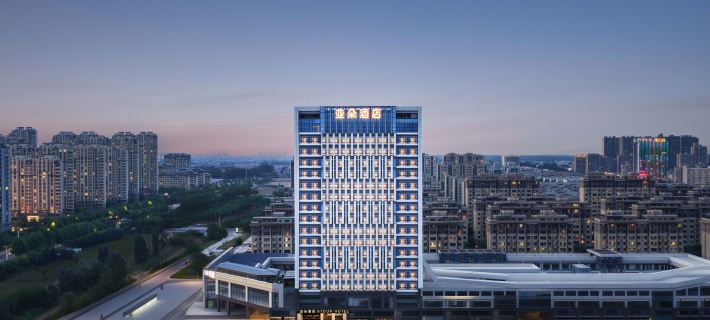 YanTai Longkou Longhu Tianjie Gangcheng Avenue Atour Hotel Hotel a Longkou
