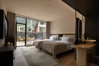 Yubeng Manshan MANSHAN · Golden Snow Bonfire Private Hot Spring Manor - Balcony