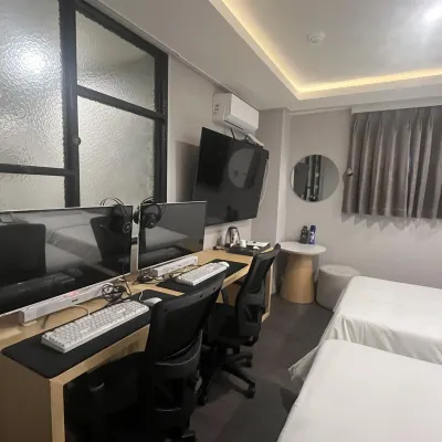 day and night hotel 文峰加油站附近的飯店