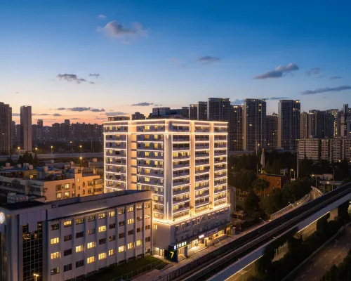 7Days Inn （Wuhan Jiefang Avenue Hankou River Beach Branch） Hotels near Beach Park