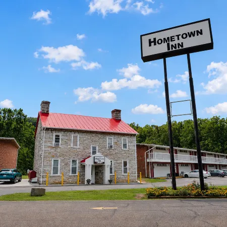 Hometown Inn Staunton VA near Hwy 11