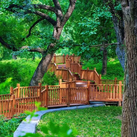 Fragrant Hill Hotel