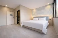 City Holiday Hotel (Kaizhou District Government) - Ramah Hewan Peliharaan