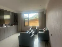 Deqin Tianyi Homestay Hotel - شرفة