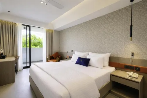 Grand Continent Hotel, Near Sector 44, Gurugram - balcón