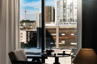 Yunbo Black Court Pool Eden Noir Sky Garden Hidden Luxury Hotel - ที่มีสระว่ายน้ำ