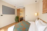 Kuqa Royal Mansion Hotel - Nouto- ja jättöpalvelut