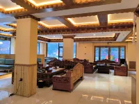 Heishui Sencuo Secret Realm Grand Hotel - balcony