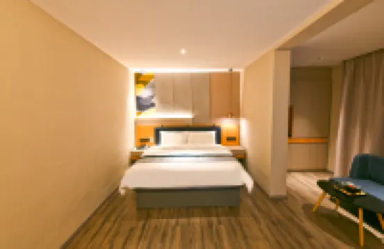 Homeinn Selected Hotel (Longkou Huang County Avenue Zhenhua Commercial Building)