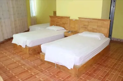 Menghai Yinhe Hotel