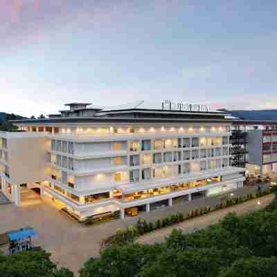 The Sentra Manado Hotel Exterior