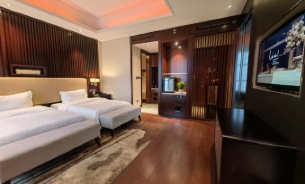 Lia! By Minyoun Chengdu Rezen Hotel (Chunxi Taikoo Li Store)