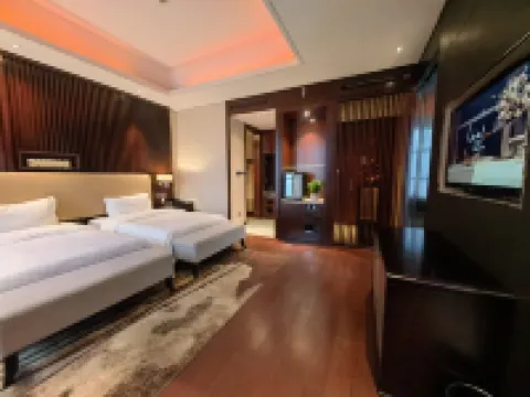 Lia! By Minyoun Chengdu Rezen Hotel (Chunxi Taikoo Li Store)