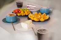 100-foot high-altitude pressure Galaxy · Ingenuity One House - breakfast
