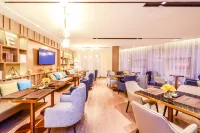 Echarm Hotel (Xingyi DCF Jushan Square) - breakfast