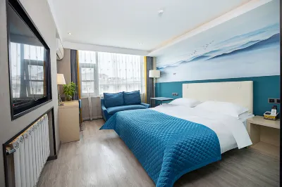 H Hotel