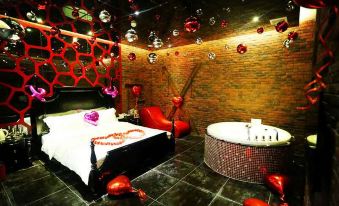 Romantic Theme Hotel Guangzhou