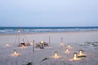 New World Hoiana Beach Resort - Beach