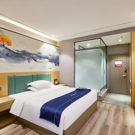 Tumo Feiyue Time Hotel (Dazhou Railway Station Tiejian Square Store)