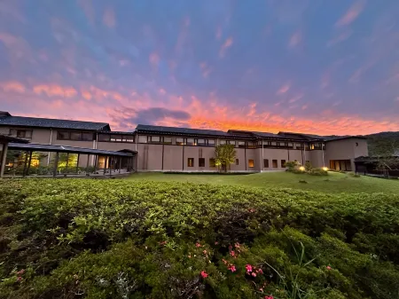 Kinosaki Maruyamagawa Onsen Ginka（Preschool children not accepted） Отели рядом со станцией Станция JR Kinosaki-Onsen