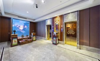 Taehf PhodragCulture Theme Hotel