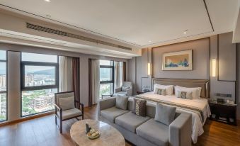 Jiayuan Starlight Hotel